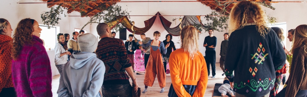 A Day of Play at Ser Vivo with The Embodied Voice