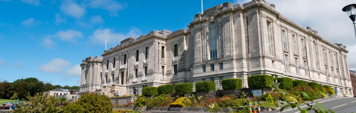 Ble nesaf i Astudiaethau Cymreig? Where next for Wales Studies?