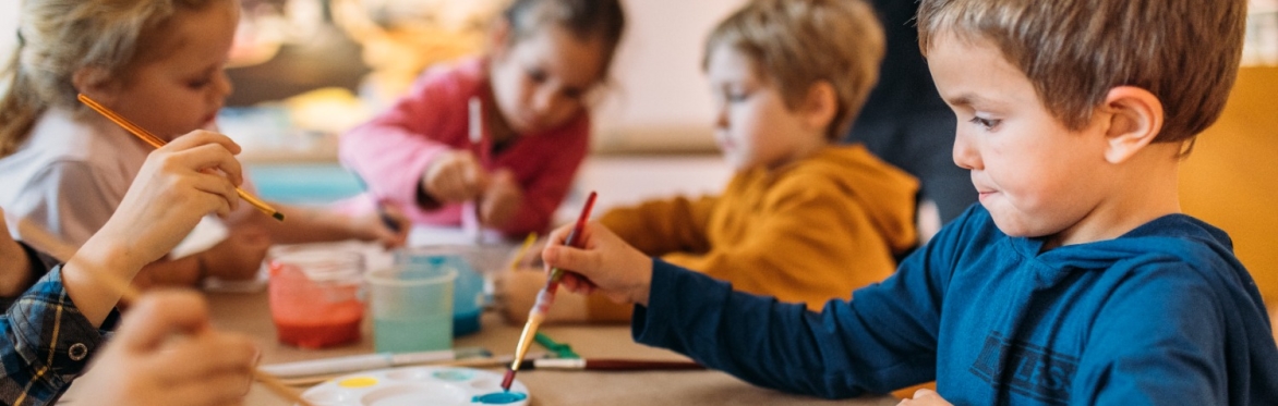 Atelier artistique - Créez les yeux fermés!
