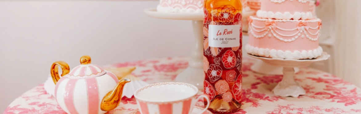 Galentines Yoga, Sips and Pics!