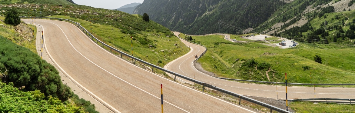 Pyrenees: Heading West | EU Tour