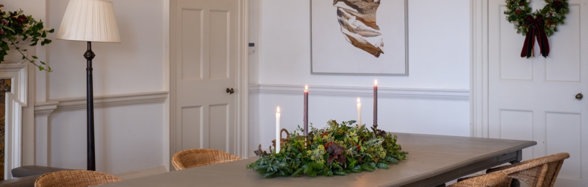 The Holly and the Vine - Festive Table Display