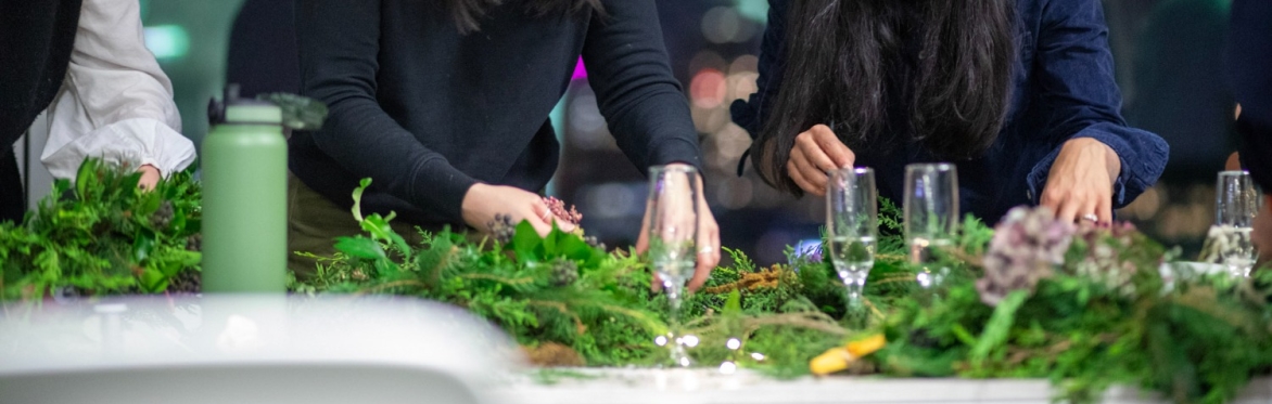 Luxury Christmas wreath making workshop