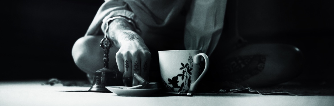 Ritual & Rope – An immersive & explorative Evening with Saara Tsuru & Anna Noctuelle (all levels)