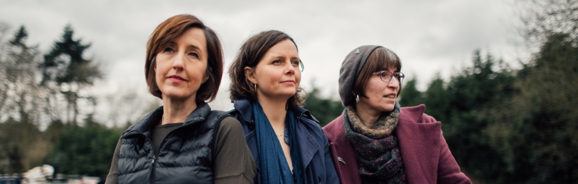 Live Music Concert: Three Idle Women (LITTLE VENICE)