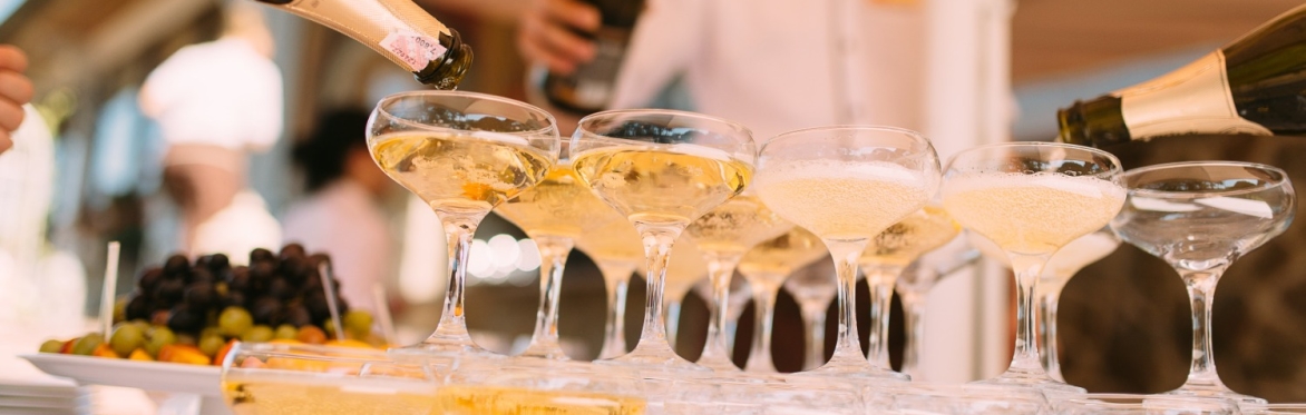 Champagne in piazza Duomo