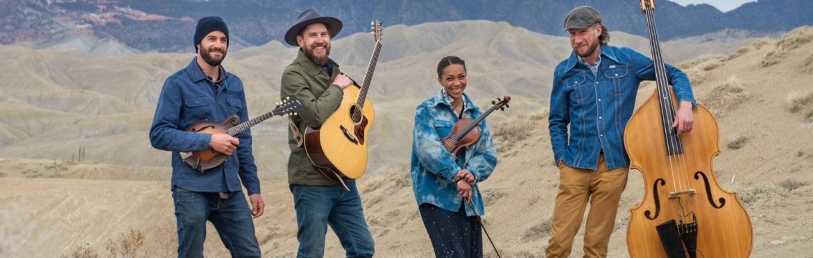 Birds of Play with Gabrielle Louise (Doors at 7:00)