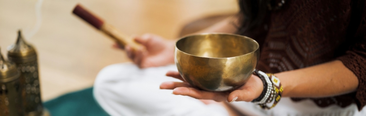 https://unsplash.com/photos/person-in-white-dress-shirt-holding-brown-wooden-chopsticks-Hn4wYHOaeIc