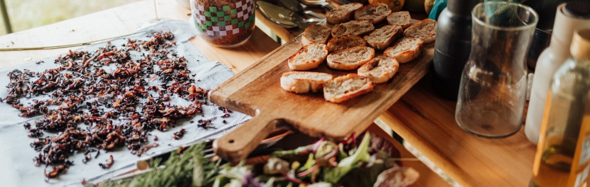 Summer: Head Gardener Talk & Tastings
