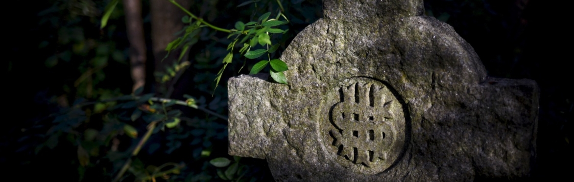 After Dark Gothic Halloween Tour with Hackney Tours.