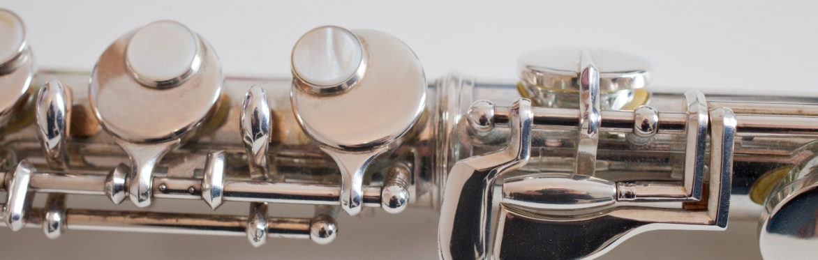 Low Flutes Sessions with Carla Rees