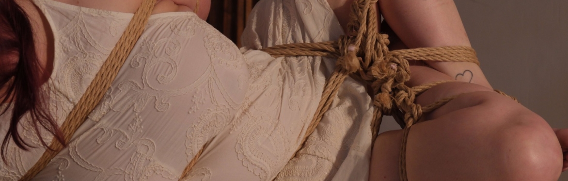 Shibari Flow - Agura (improver and beyond) with Anna Noctuelle