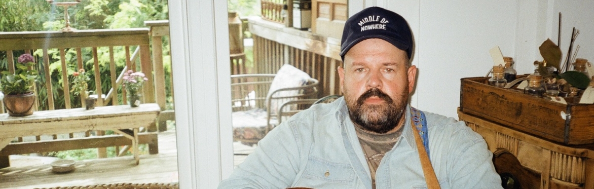 Friends and Sweethearts- A Solo evening with Donovan Woods