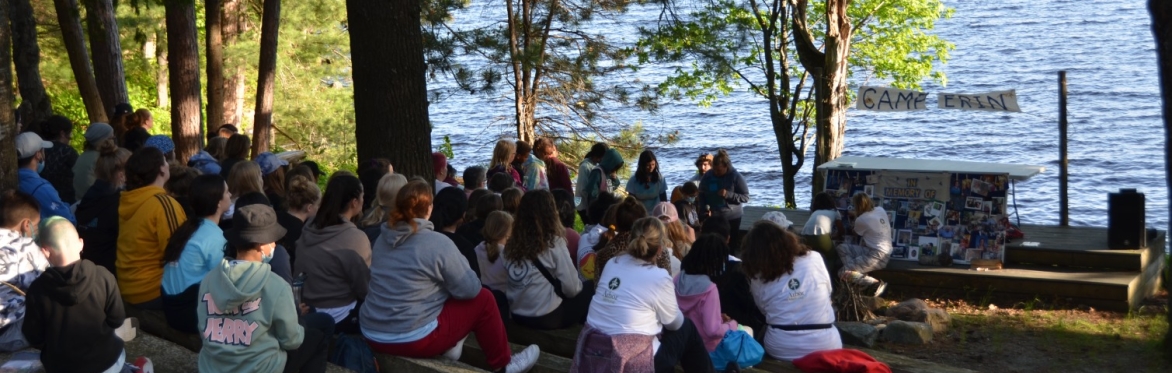 The photo ceremony provides Campers an opportunity to honor the memory of the person in their life that died and share with other campers and volunteers about their person
