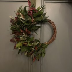 Christmas Wreath Making Workshop – Wanstead, East London (Mulled Wine Included)