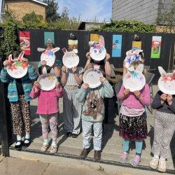 🎨 CraftyRafty Summer Holiday Craft workshops🎨