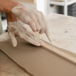 Exploring Ceramics: 4 week course with Niamh Phillips