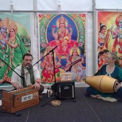 Kirtan with Barry Krishna and friends