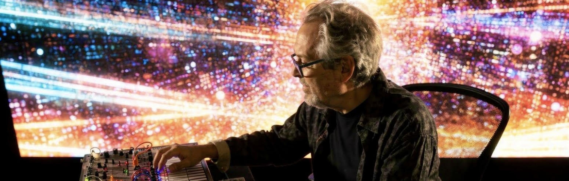 Steve Horelick Performing on his Buchla