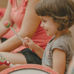Cardedeu, Taller Créixer cantant, amb la Dàmaris (Famílies amb infants de més de 2 anys) 11:30hh