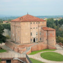 Castello di Carrù