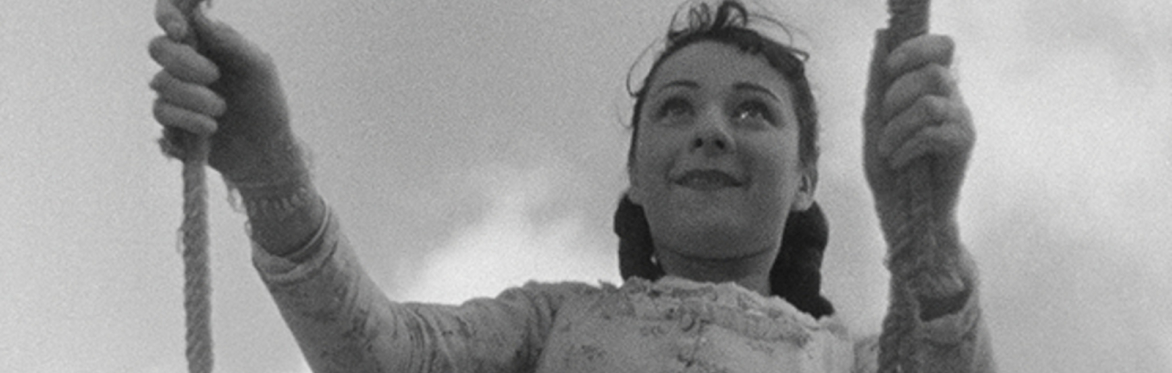 Une femme coquette, A Day in the Country & The Crimson Curtain