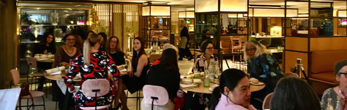 women in business having a networking lunch