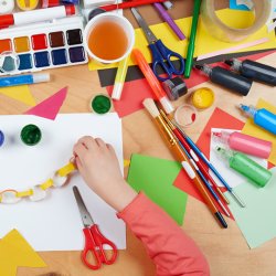 Clwb Creu i Blant - Craft Club for Children