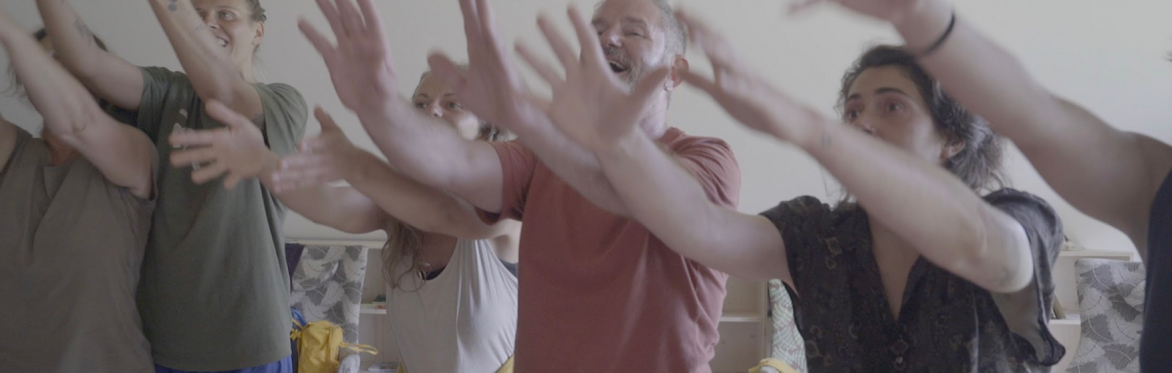 Circlesinging with Guillermo in Berlin