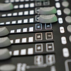 Lumin8 x Address : DJ Lighting Workshops