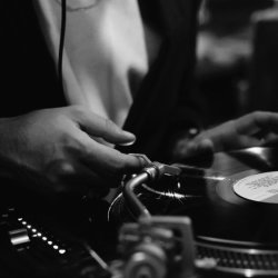 Vinyl & Cocktails *Love Songs* - Ticket required