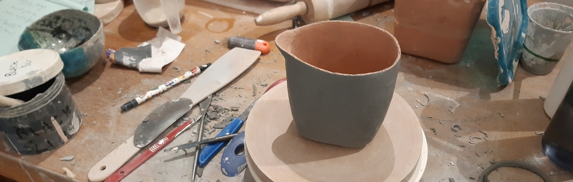 Eight week evening course in ceramics