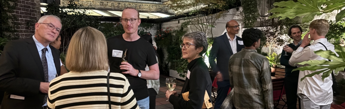 Mentorship & Networking: What It Is, How It Works, How to Get Started