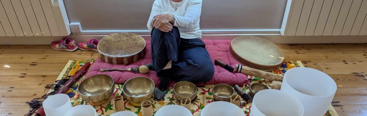 Crystal singing bowls of various sizes ( all in the healing frequency of 432hz), native flute skin drums, koshi chimes and Tibetan singing bowls arranged to be played
