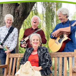 Muziek: River Folk Sideshow