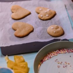 Fairy Bakery: July - 🐬  Mermaid Crispy Cakes & Summer Fruits