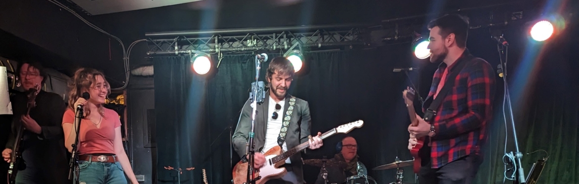 Jon Dale with special guests Dickran & Dr. Blue Blue