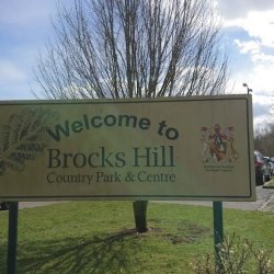 Brocks Hill Country Park and Grand Union Canal
