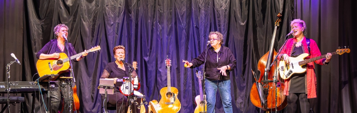 Fleecey Folk: Daphne's Flight