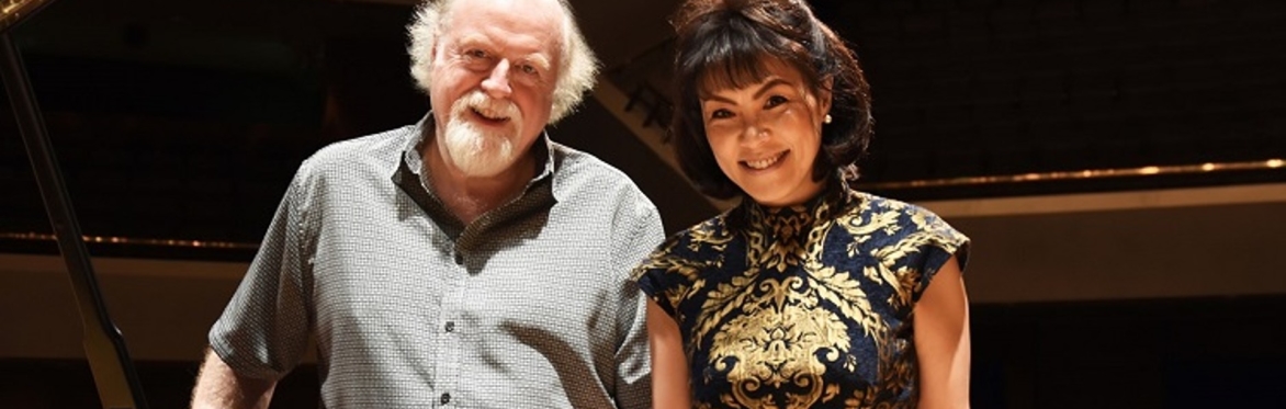 Two Pianos. Noriko Ogawa & Peter Donohoe