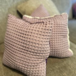 Zehnz Dezignz - Throwin’ Down with Pillow Basics