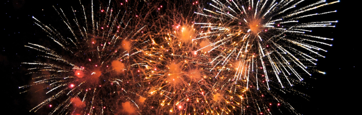 Matlock RUFC's Electrifying Bonfire & Fireworks Extravaganza 2024!
