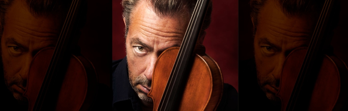 Micha Molthoff | A Violin Affair