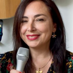 Belma Arolat  — Live Performance @ The Tunnel & Co.