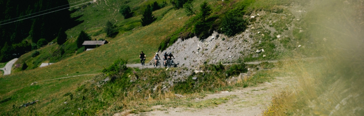 Heli-Biking: Zermatt Trails