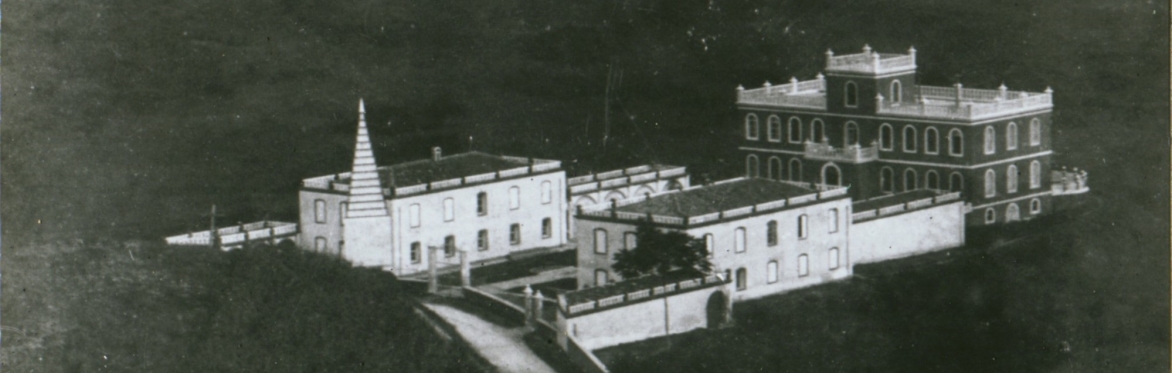 Fotografia in bianco e nero di Villa Daziaro. La fotografia non è recente, ma immortala la villa nel 1874