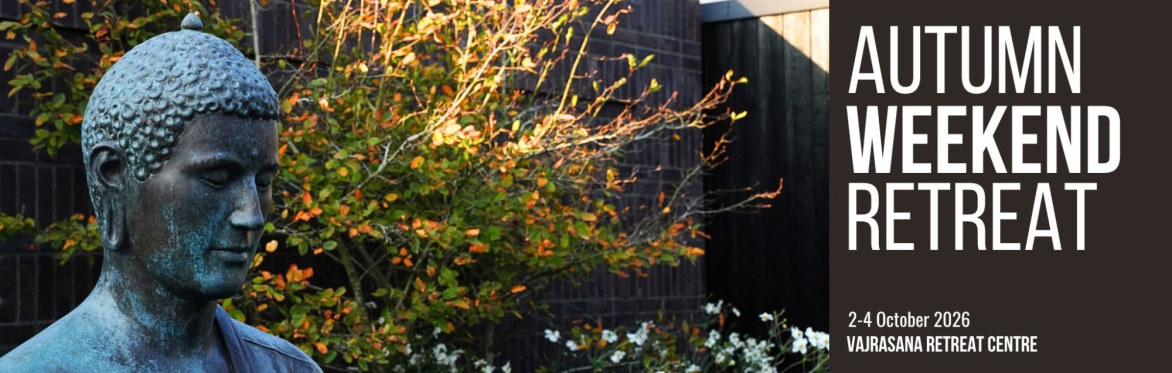 Akshobya Buddha Statue with Autumn Weekend Retreat Information