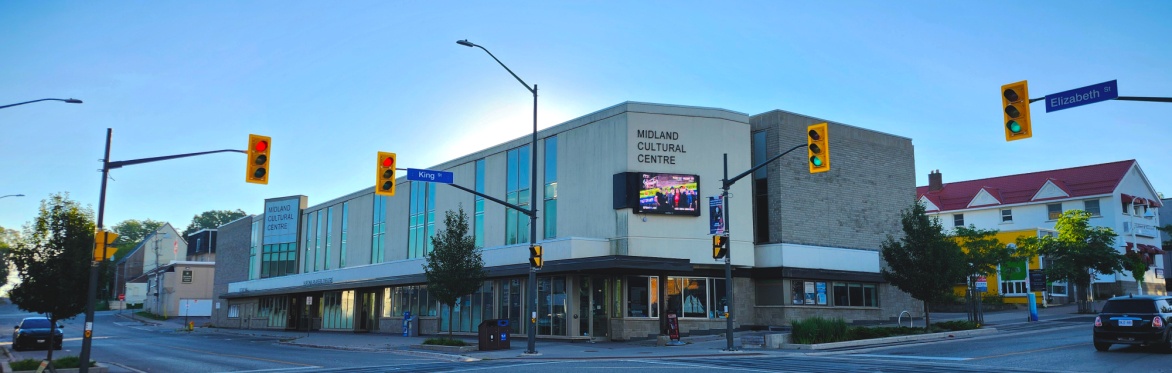 MCC Vintage & Holiday Market