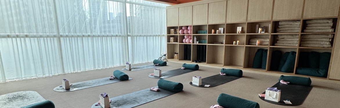 Yoga & Periods with Synkit