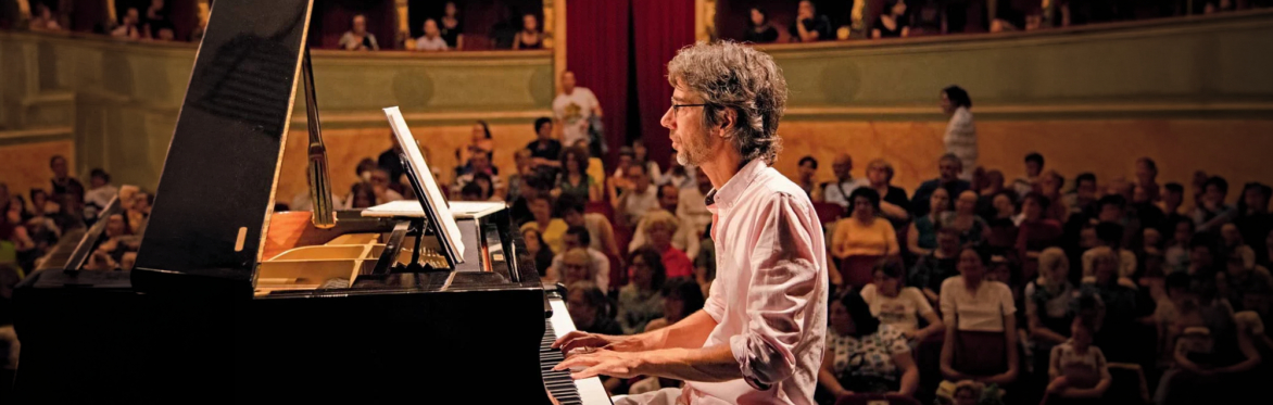 Emiliano Toso in concerto per il 25° anniversario di Ayda Directa